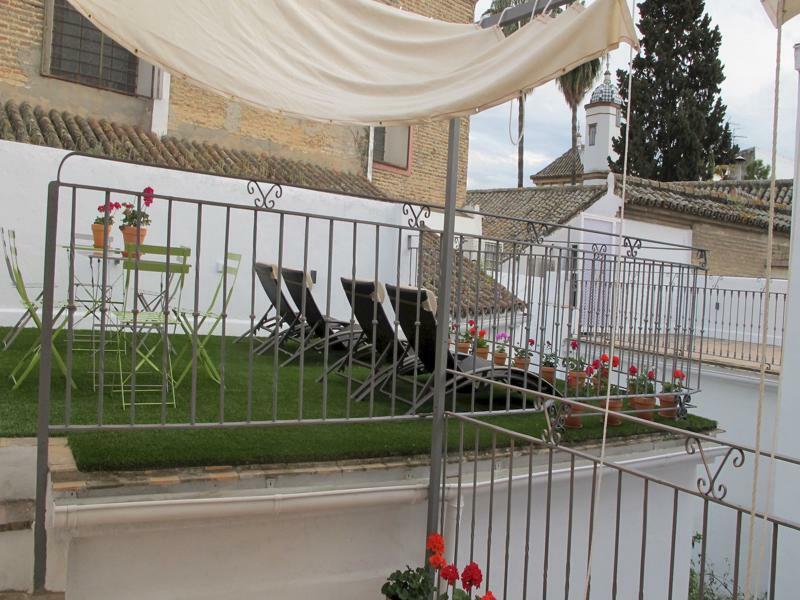 Selecta Apartments Los Venerables Севиля Екстериор снимка